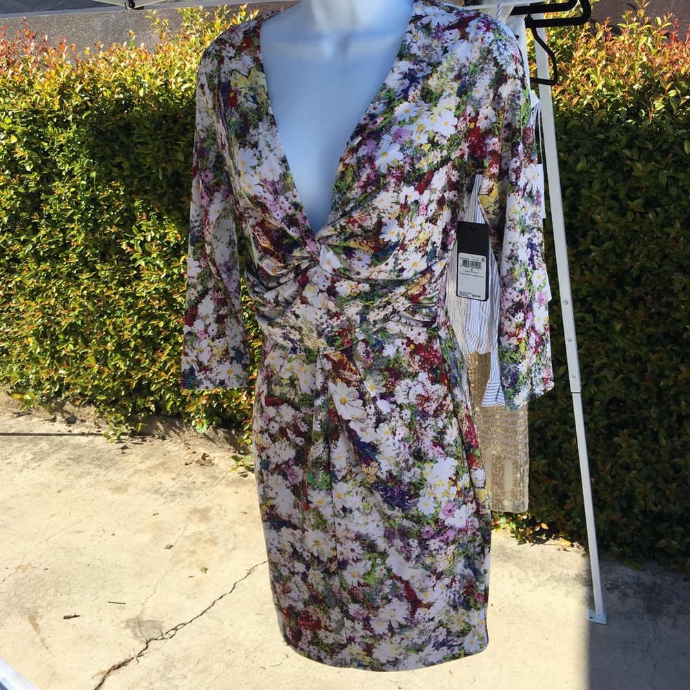 3/4 sleeve floral Guess dress